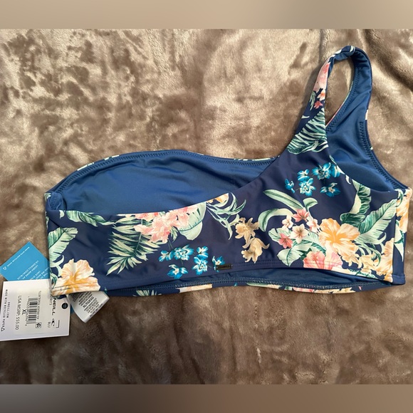 O’Neill Tulum Tropical Monterey Top - Picture 3 of 4